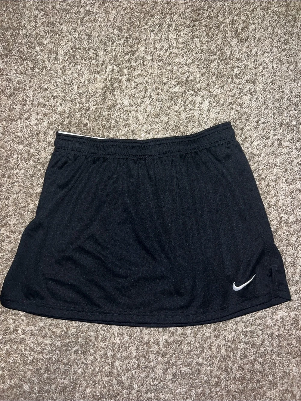 NWT! Nike Black Athletic Skirt with Drawstring and White Swoosh Accent Size MED